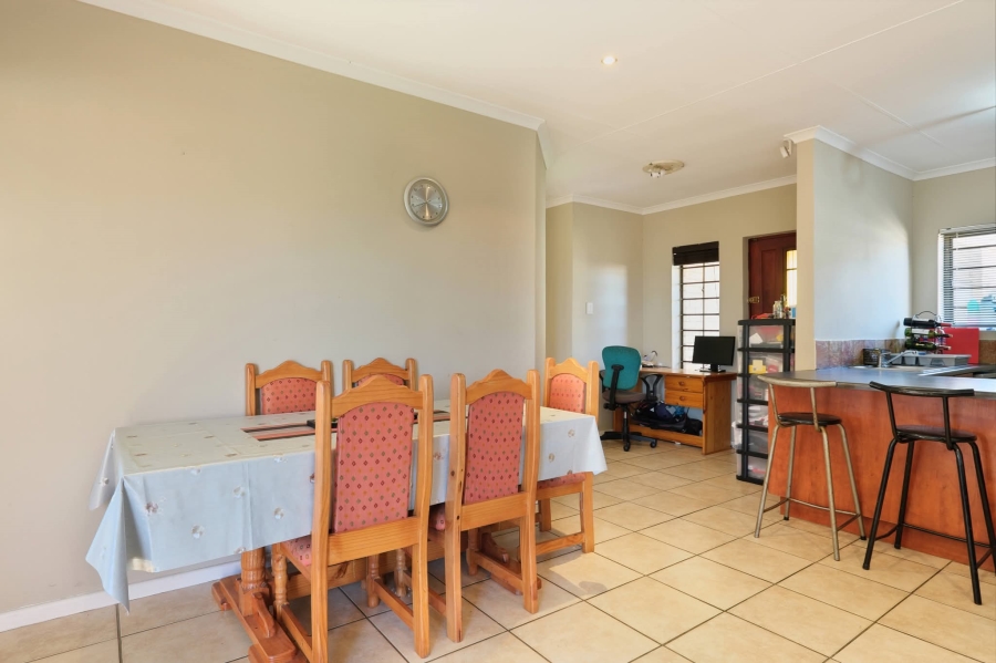3 Bedroom Property for Sale in Kabega Park Eastern Cape
